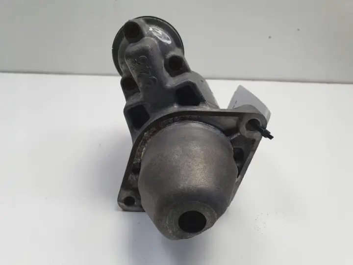 Opel Corsa D 1.3 CDTI ROZRUSZNIK bosch 0001138030