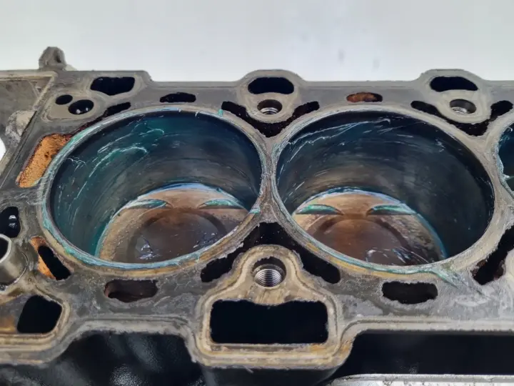 DÓŁ SILNIKA BLOK Opel Vectra C Signum Zafira B Astra III H 1.8 16V Z18XER