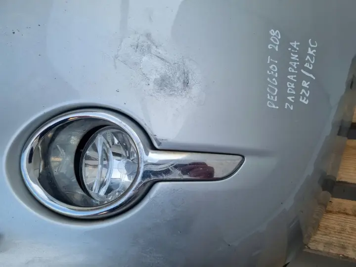 Peugeot 208 KOMPLETNY PRZEDNI ZDERZAK przód EZR EZRC GRIL GRILL 9672794477