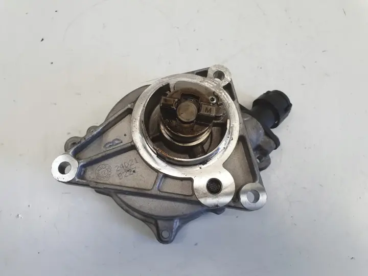 Volvo V90 II S90 2.0 B5 VACUM POMPA wakum 31430647