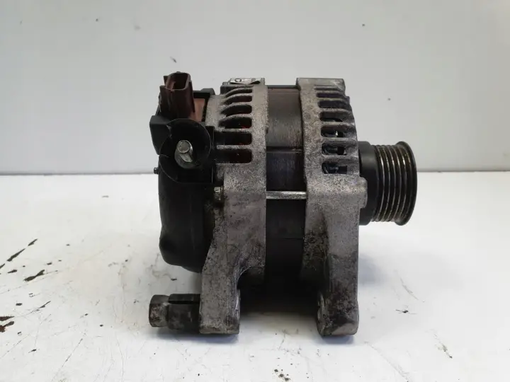 Volvo S40 II V50 1.6 D ALTERNATOR
