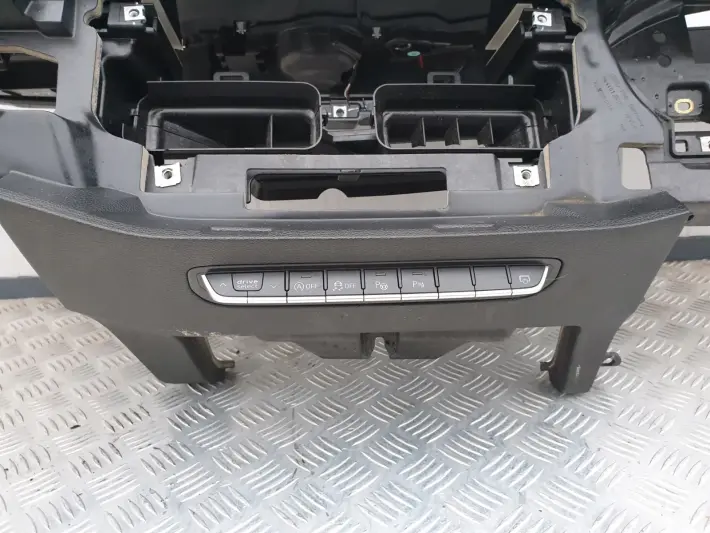 Audi A5 S5 II F5 8W 15- DESKA ROZDZIELCZA KONSOLA