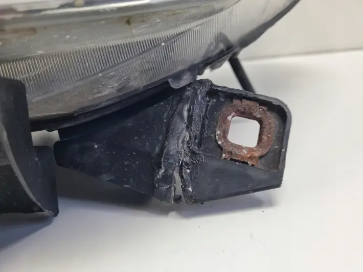 Fiat Doblo II 10-14r PRZEDNIA LAMPA LEWA lewy przód anglik 51817939