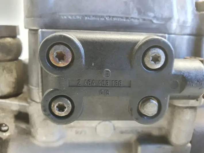 Audi A6 C4 2.5 TDI POMPA WTRYSKOWA paliwa 0460415994