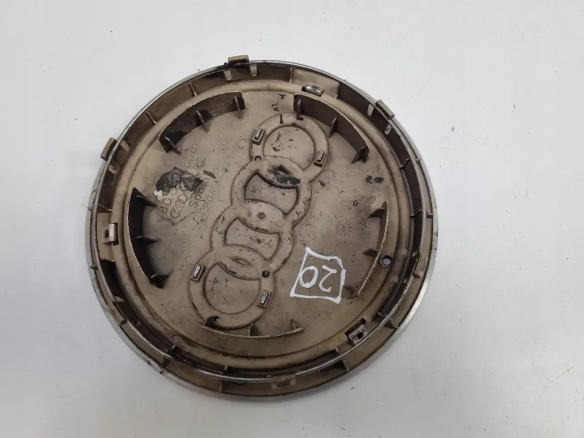 Audi DEKIELEK FELGI Kapsel kołpak 4B0601165J 167mm
