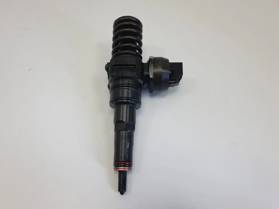 VW Audi Skoda 1.9 TDI WTRYSK Wtryskiwacz pompowtryskiwacz 038130073AG 105KM