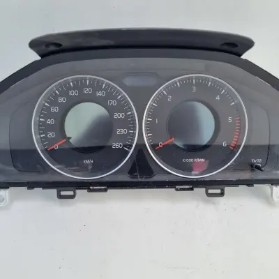 Volvo XC60 I V60 I S60 II 2.4 D5 LICZNIK ZEGARY Europa 31327581AA diesel