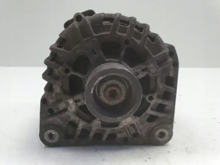 Renault Master II 2.5 DCI ALTERNATOR SG12B122