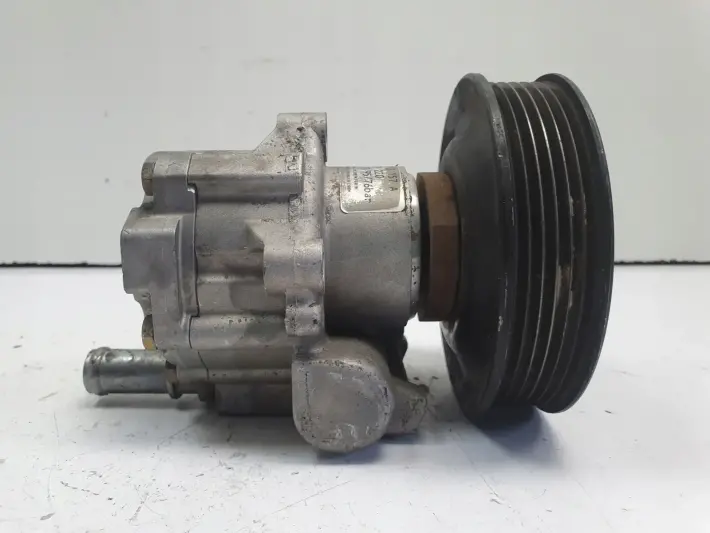VW Polo III 1.4 16V POMPA WSPOMAGANIA 032145157A