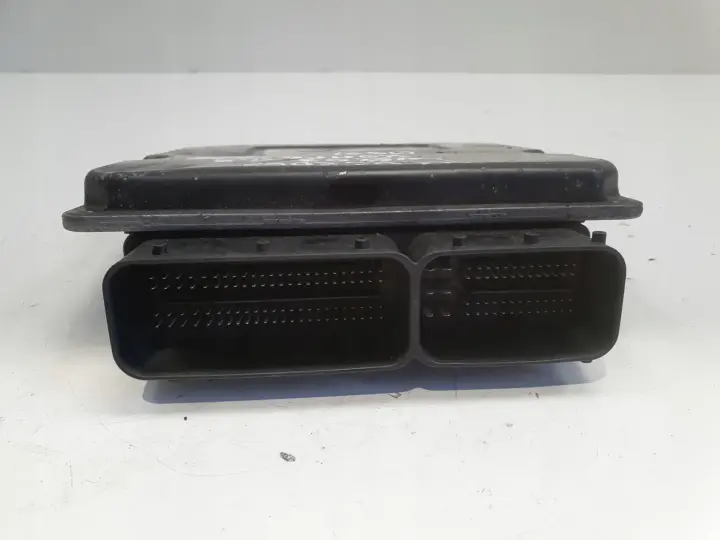 Mercedes W203 1.8 K STEROWNIK SILNIKA A2711536179