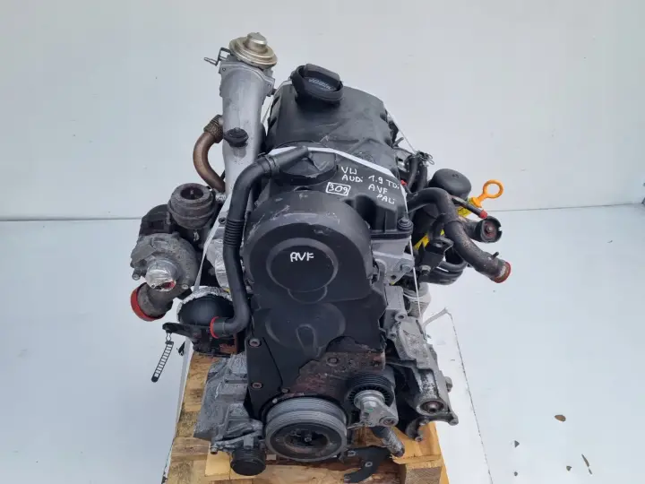 SILNIK KOMPLET Skoda Superb I 1.9 TDI 130KM AVF