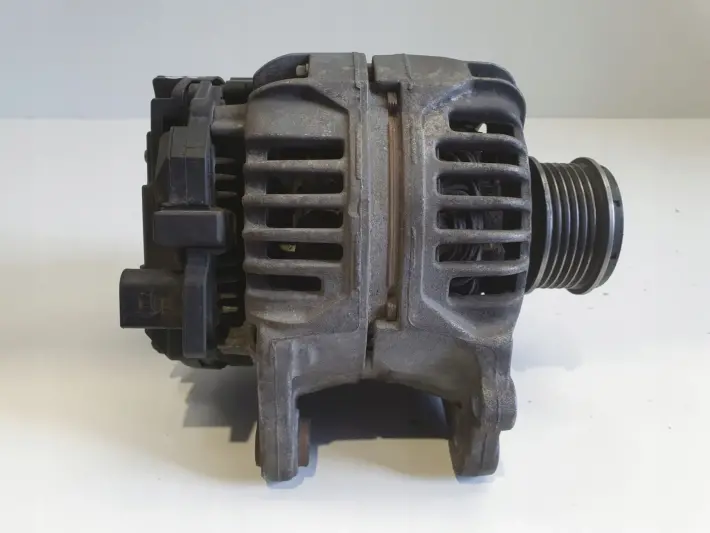 Audi A3 8L Golf IV 1.9 TDI ALTERNATOR 0123515021 038903023L 90A