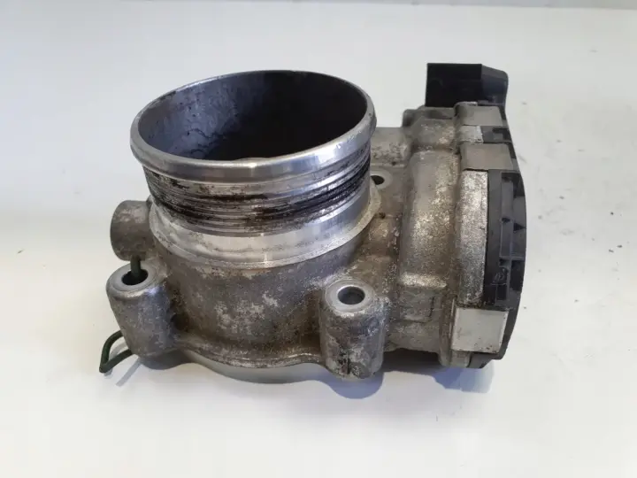 Volvo S40 II V50 2.4 D5 PRZEPUSTNICA 31216665 0280750520