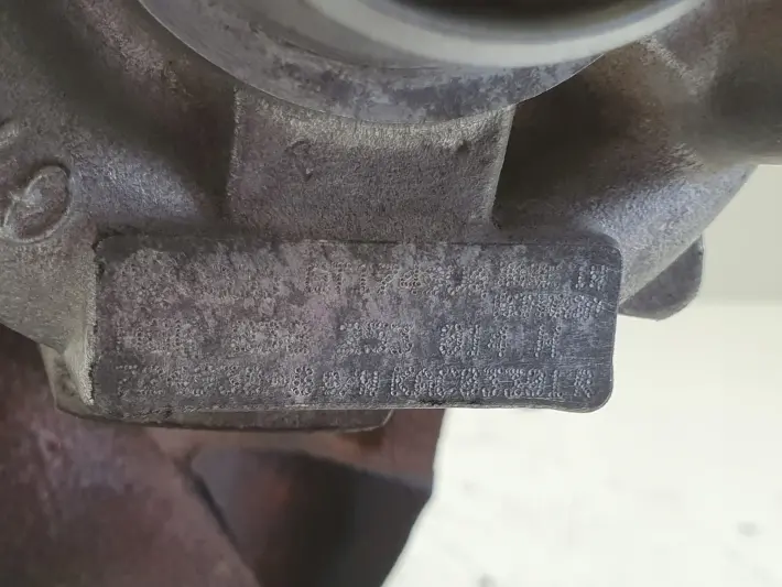 VW Transporter T5 1.9 TDI TURBOSPRĘŻARKA turbo 038253014H