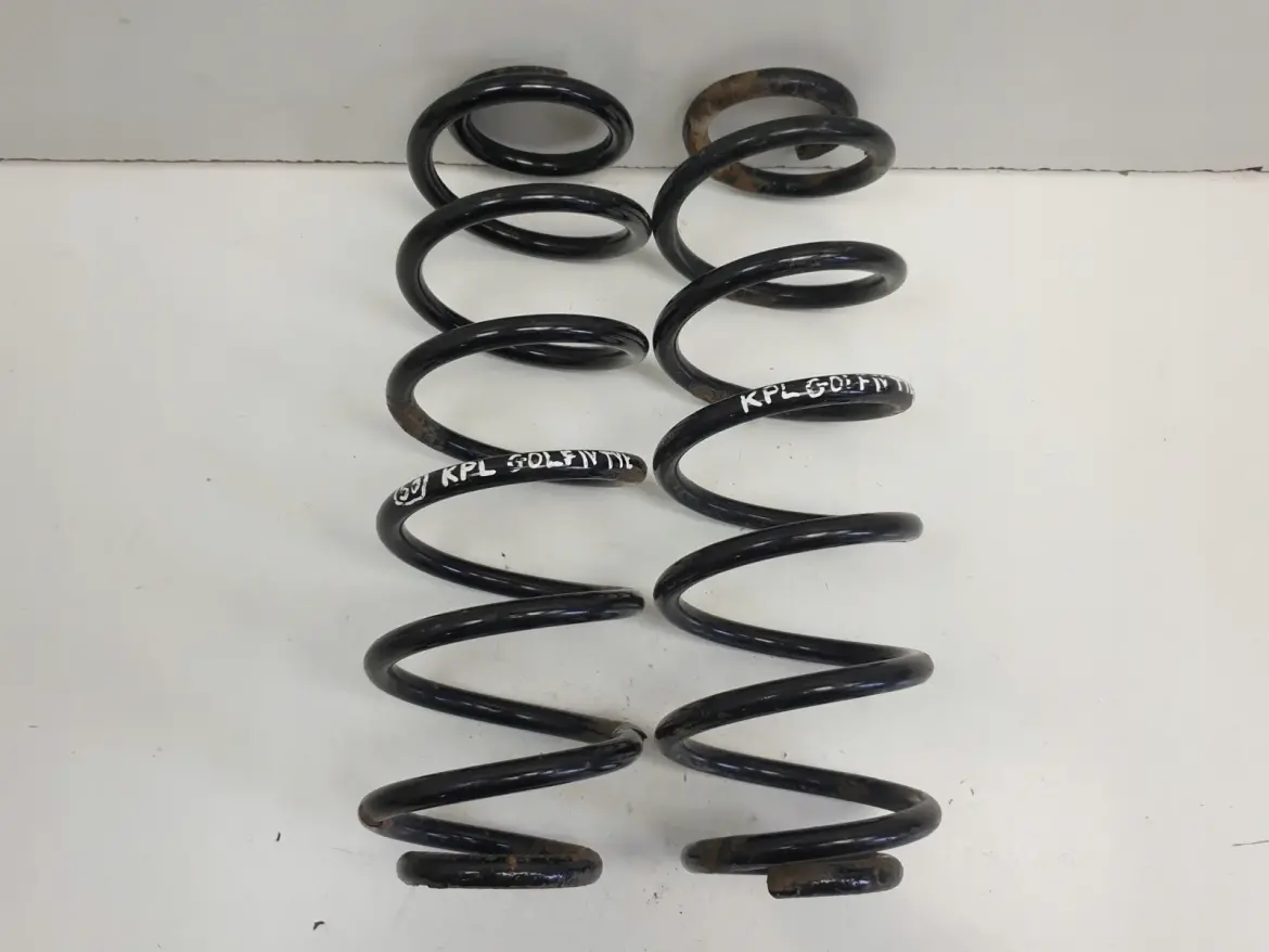 VW Golf IV htb TYLNA SPRĘŻYNA ZAWIESZENIA Tył KPL