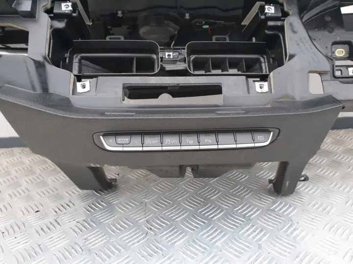 Audi A5 S5 II F5 8W 15- DESKA ROZDZIELCZA KONSOLA