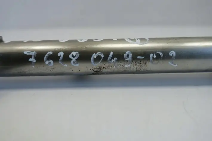 BMW F10 535 3.0 i LISTWA WTRYSKOWA 7628049