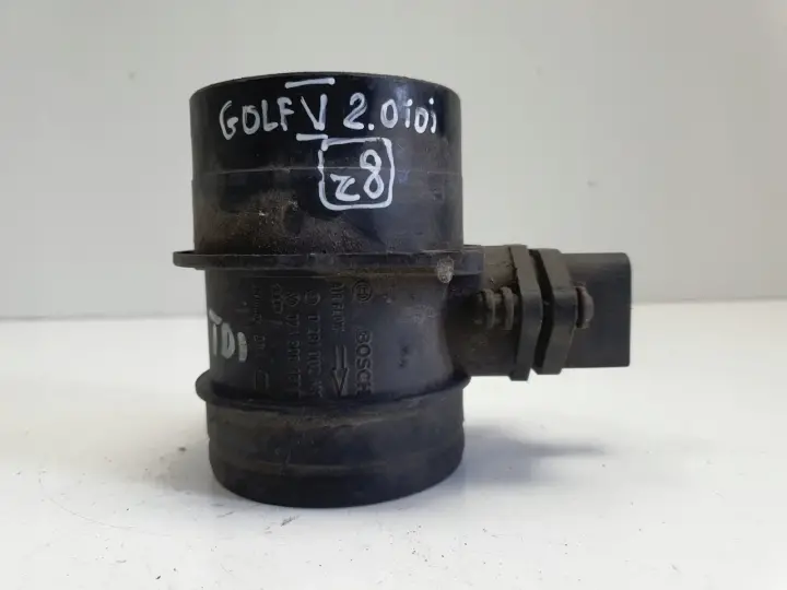 VW Golf V 2.0 TDI PRZEPŁYWOMIERZ POWIETRZA 0281002461 074906461B