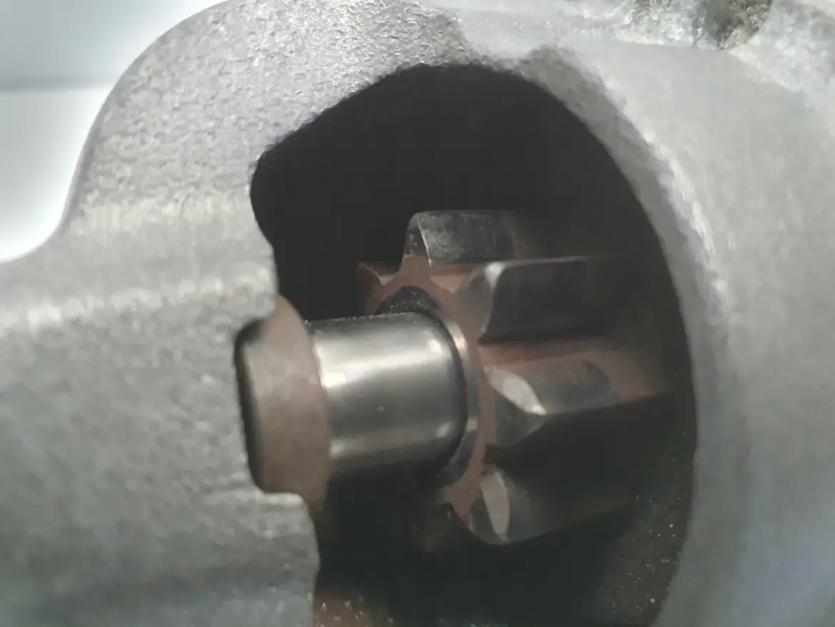 Nissan Pixo 1.0 12V 08-13r ROZRUSZNIK 31100M68K1