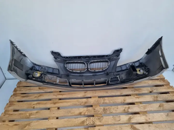 BMW E60 03-07r KOMPLETNY PRZEDNI ZDERZAK przód SREBRNY SPRYSKI PDC 354