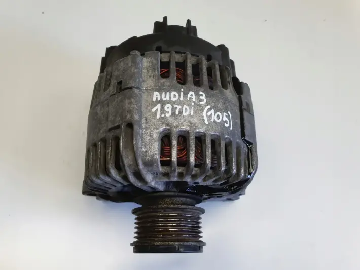 Audi A3 II 8P 1.9 TDI ALTERNATOR Valeo 06F903023C 140A