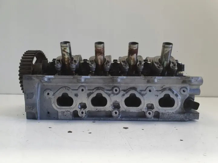 Renault Clio III 1.6 16V GŁOWICA CYLINDRÓW 8200293024