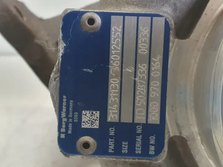 Volvo V60 S60 II XC60 2.4 D D4 TURBOSPRĘŻARKA turbo 36010145