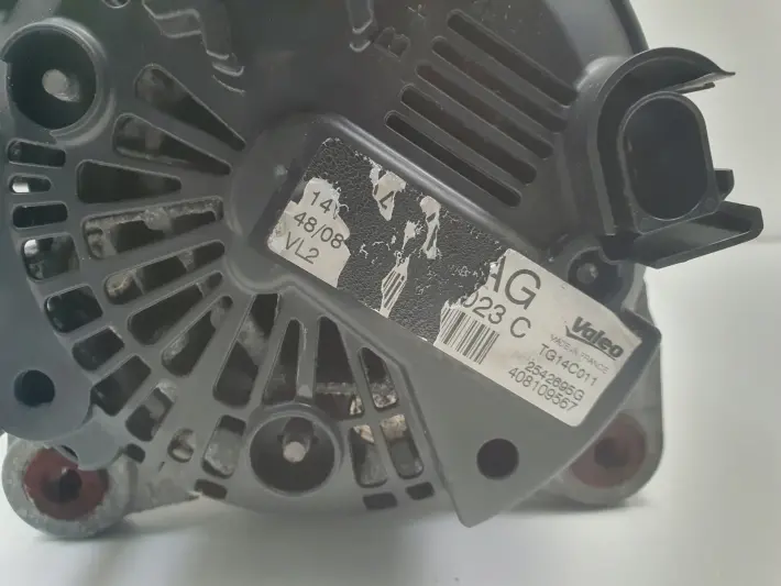Skoda Octavia II 1.9 TDI ALTERNATOR valeo 06F903023C 140A