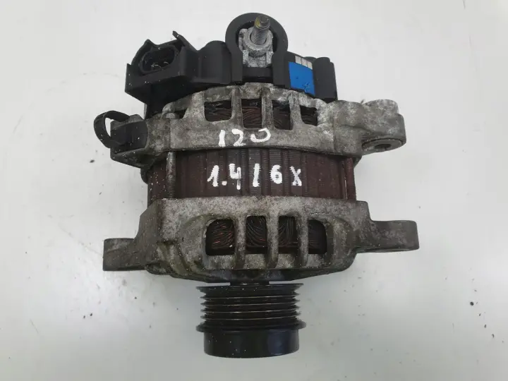 Hyundai i20 1.2 12V ALTERNATOR valeo 37300-03600 90A
