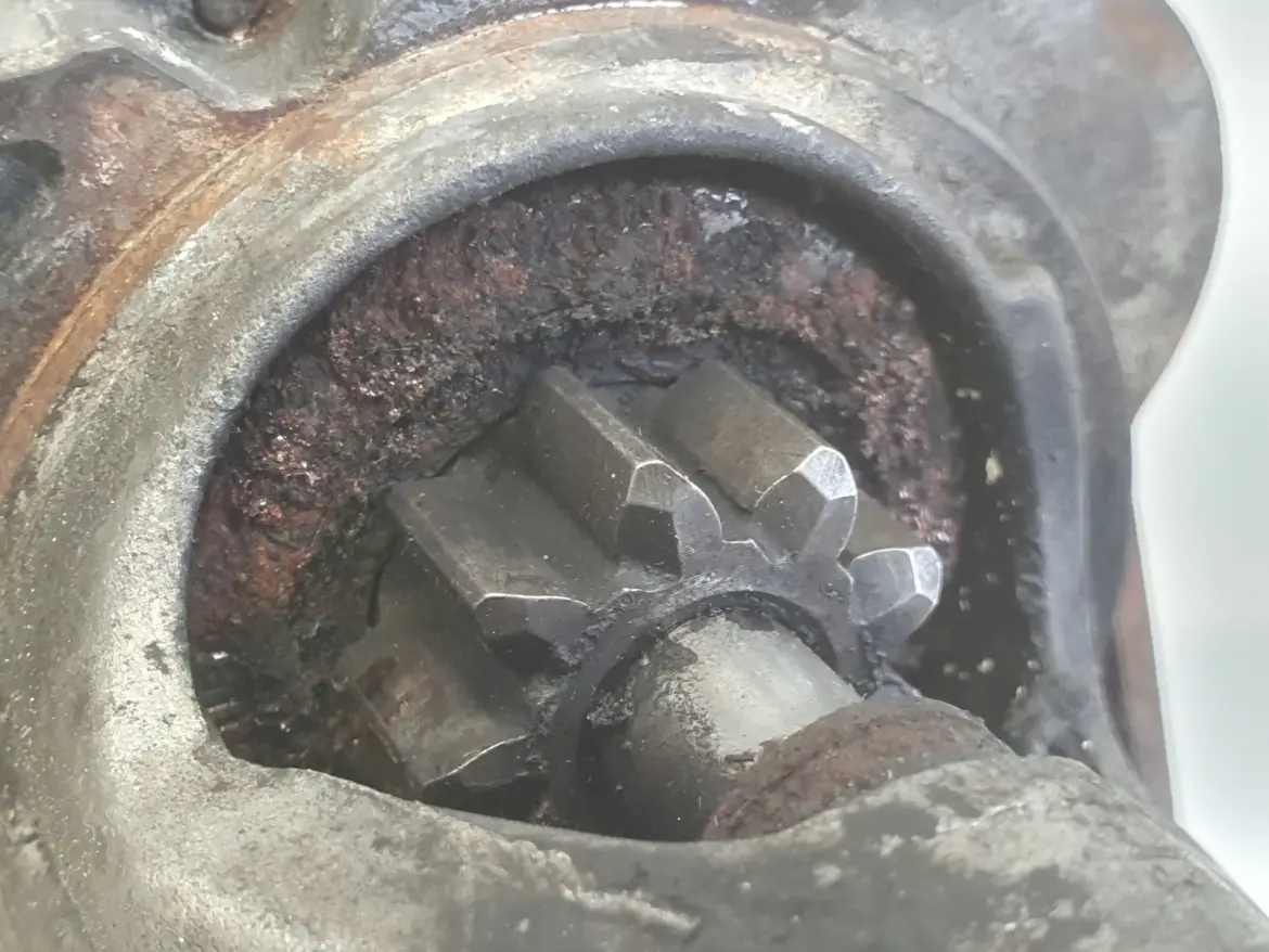 Mini One R50 R53 1.6 16V ROZRUSZNIK bosch 0001106019