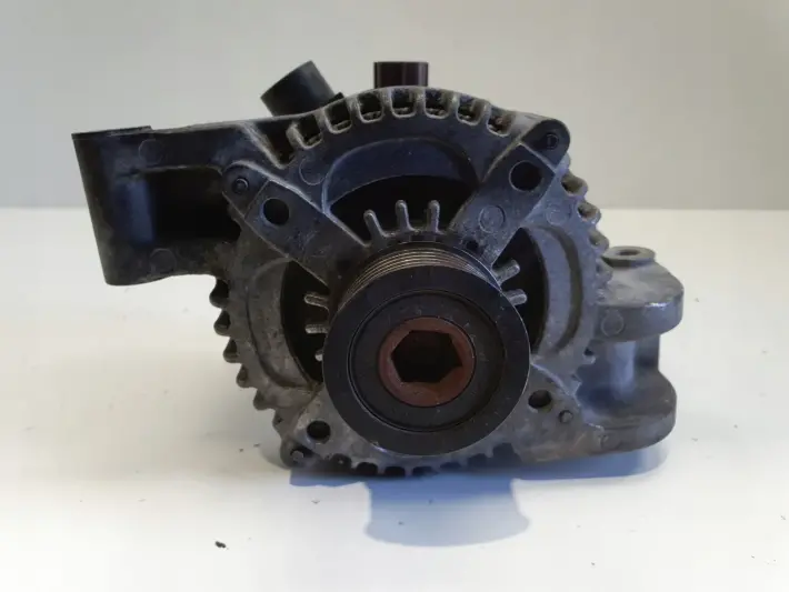 Volvo S40 II V50 1.8 16V ALTERNATOR 104210-2750