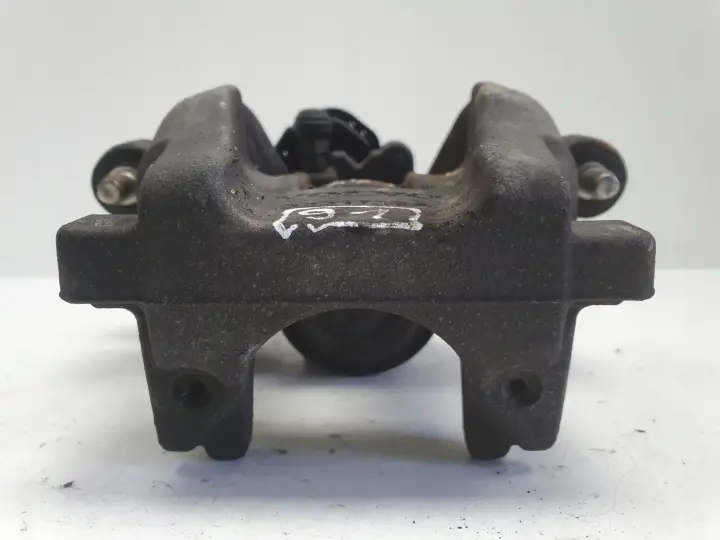 Volvo XC60 II TYLNY ZACISK HAMULCOWY prawy tył P32287434