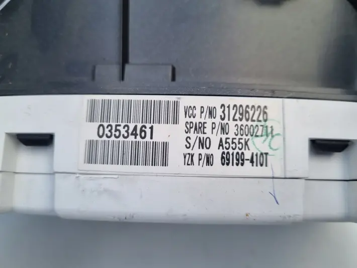 Volvo S40 II V50 1.8 2.0 16V LICZNIK ZEGARY europa 31296226