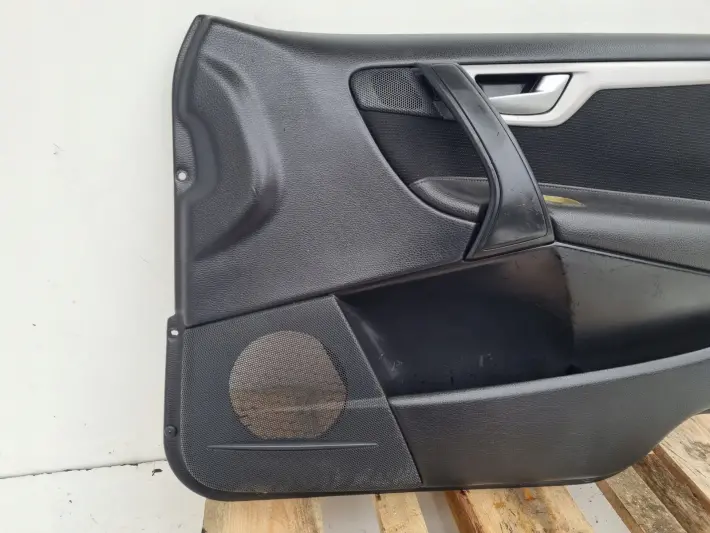 Volvo S60 I V70 II lift PRZEDNI BOCZEK DRZWI PRAWY PRZÓD europa 31111720