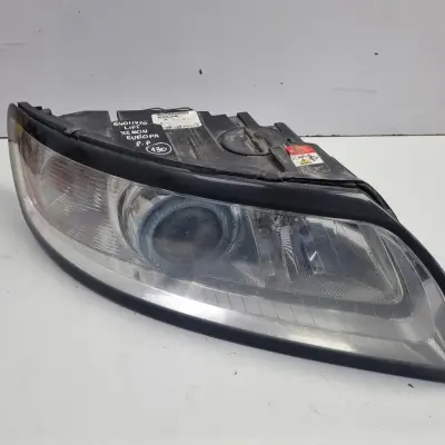 Volvo S40 II V50 LIFT PRZEDNIA LAMPA PRAWA prawy przód 31299588