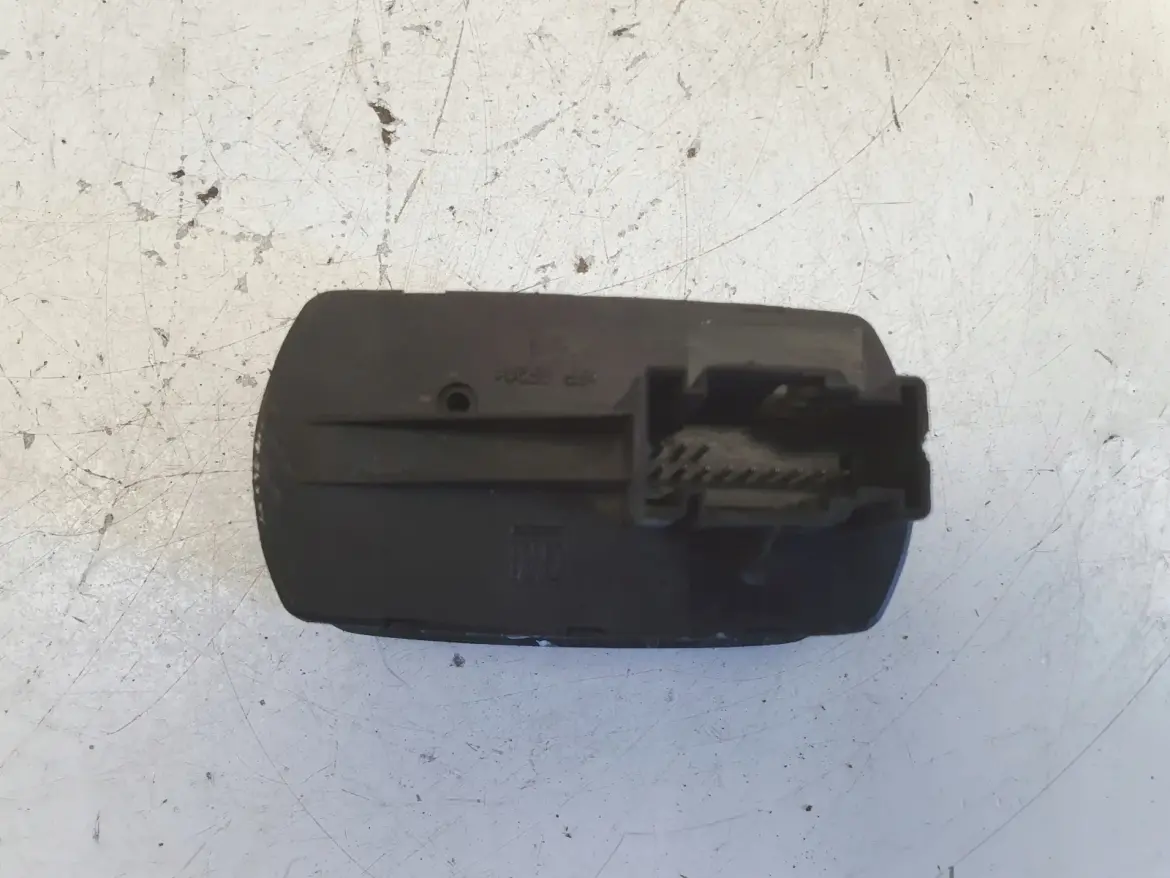 Opel Corsa D PRZEŁĄCZNIK SZYB panel lusterek 13258522AD