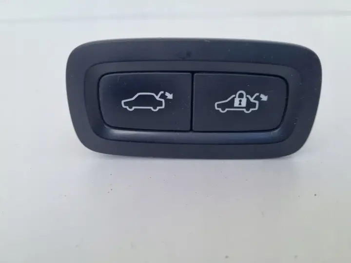 Volvo XC90 II V90 II S90 II PRZYCISK KLAPY BAGAŻNIKA 8888780750