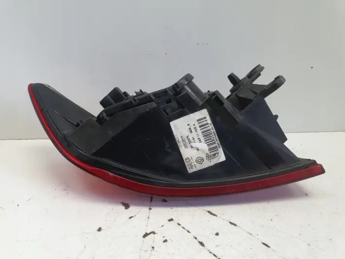 Renault Clio IV 12-16r HTB TYLNIA TYLNA LAMPA PRAWA prawy tył 265502631R
