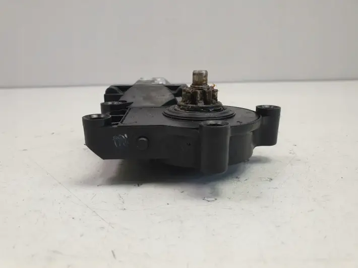 Saab 9-5 95 SILNICZEK podnośnik SZYBY PRAWY PRZÓD