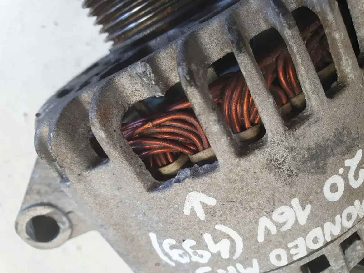 Ford Mondeo MK3 2.0 16V ALTERNATOR