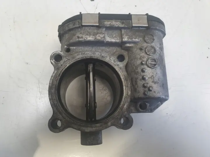 Volvo V70 III S80 II 2.4 D5 PRZEPUSTNICA 31216665