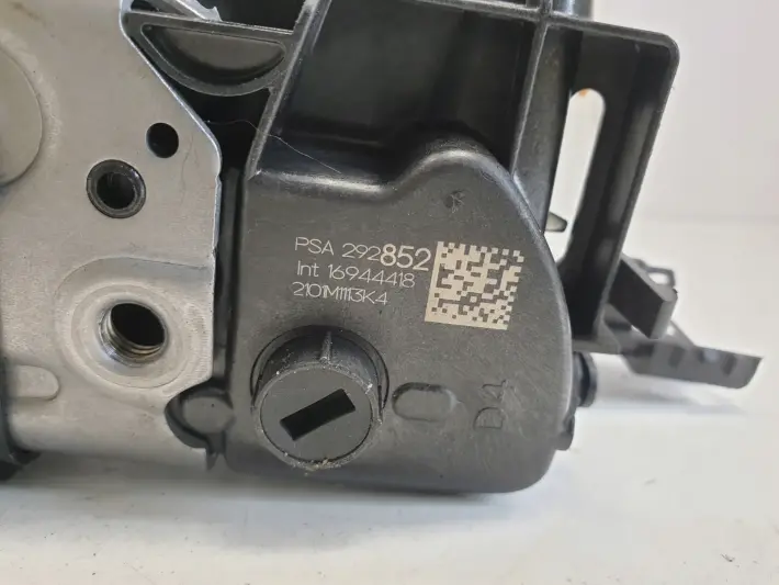 Opel Corsa F ZAMEK DRZWI prawy tył PASAŻERA 292852