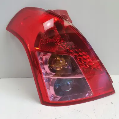 Suzuki Swift IV Mk4 Mk6 VI lift 07-10r TYLNA LAMPA LEWA lewy tył