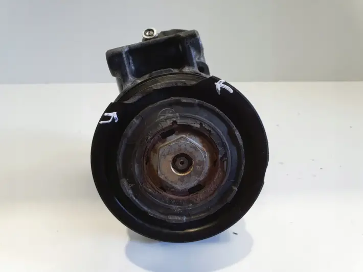 Audi A4 B8 2.0 TDI SPRĘŻARKA KLIMATYZACJI pompa 8K0260805E