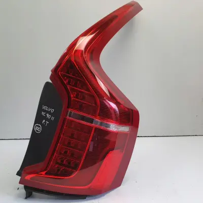 Volvo XC90 II Led TYLNIA TYLNA LAMPA PRAWA prawy tył pasażera Europa