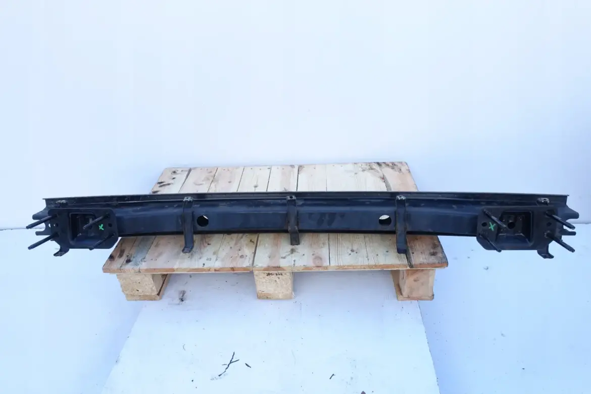 Range Rover III L322 BELKA TYLNEGO ZDERZAKA tył