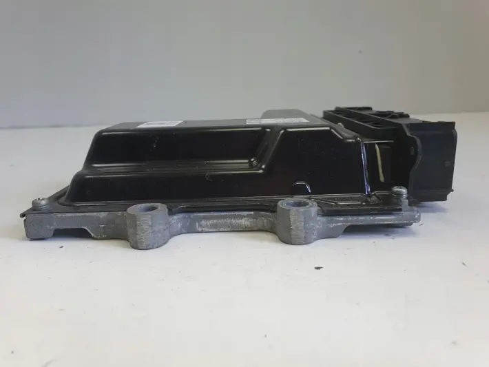 Volvo V40 II 2.0 D STEROWNIK SILNIKA komputer 31312486