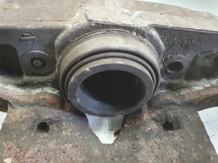 Volvo S60 II V60 I PRZEDNI ZACISK HAMULCOWY lewy przód kierowcy 316 mm 945