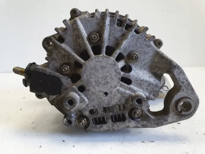 Nissan Almera N16 1.5 16V ALTERNATOR 23100-BU010