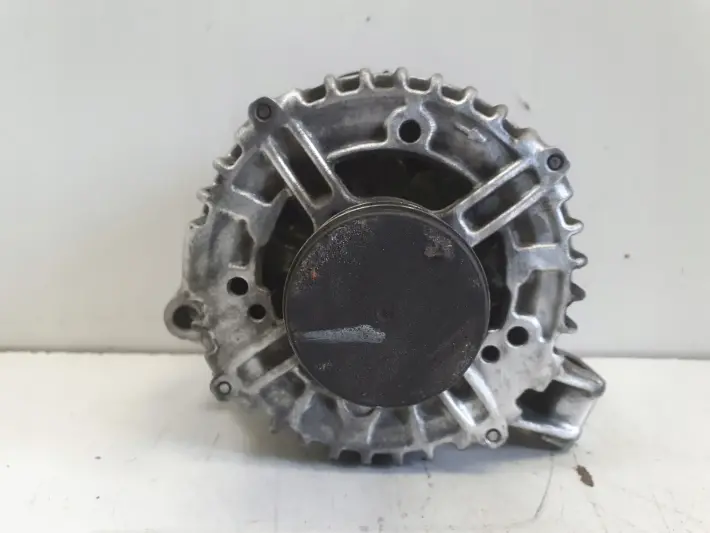 Volvo S80 II V70 III 2.4 D5 ALTERNATOR 6G9N-10300-JD